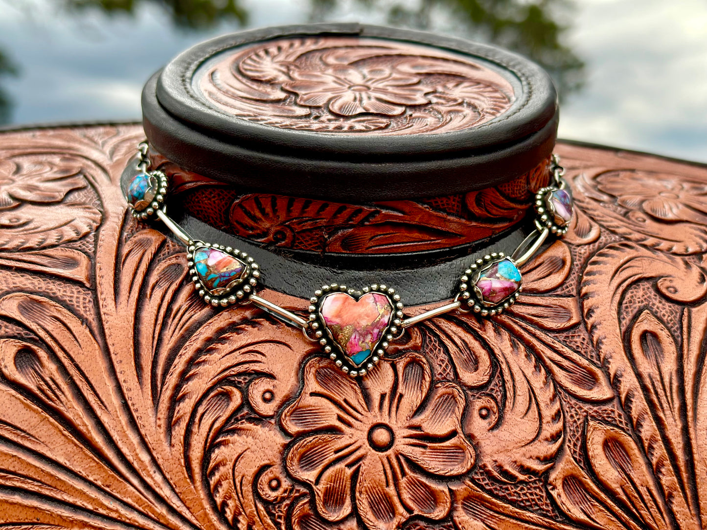Spiny Sweetheart Choker